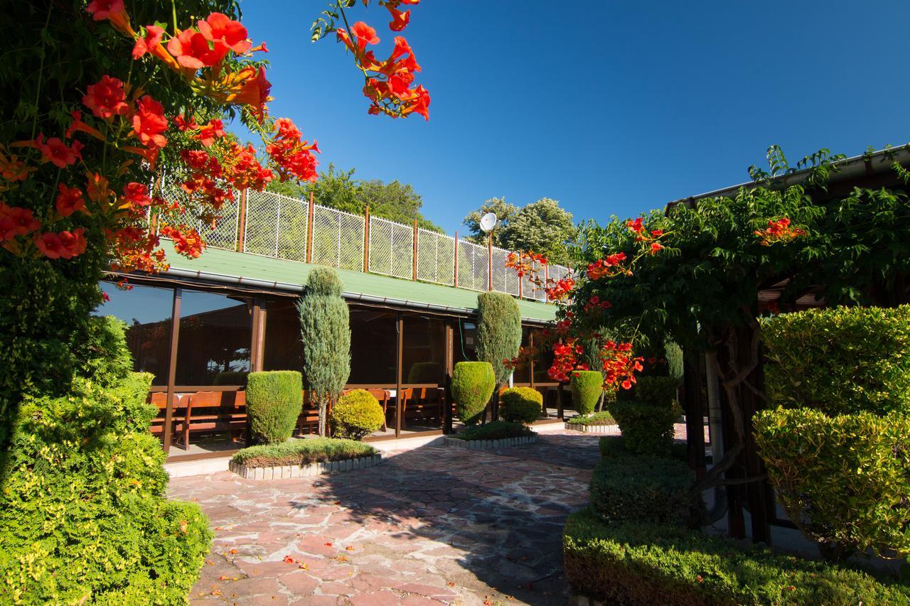 Complex Fichoza Otel Varna Dış mekan fotoğraf